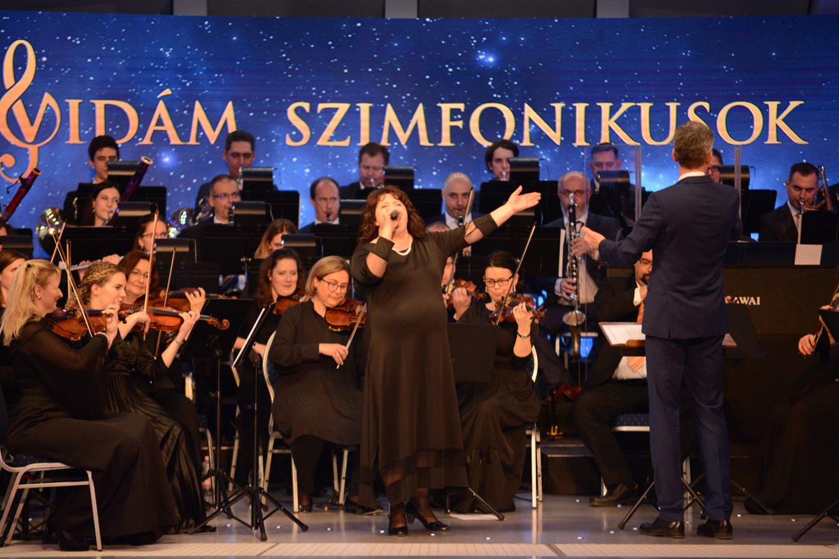 Szólista énekes